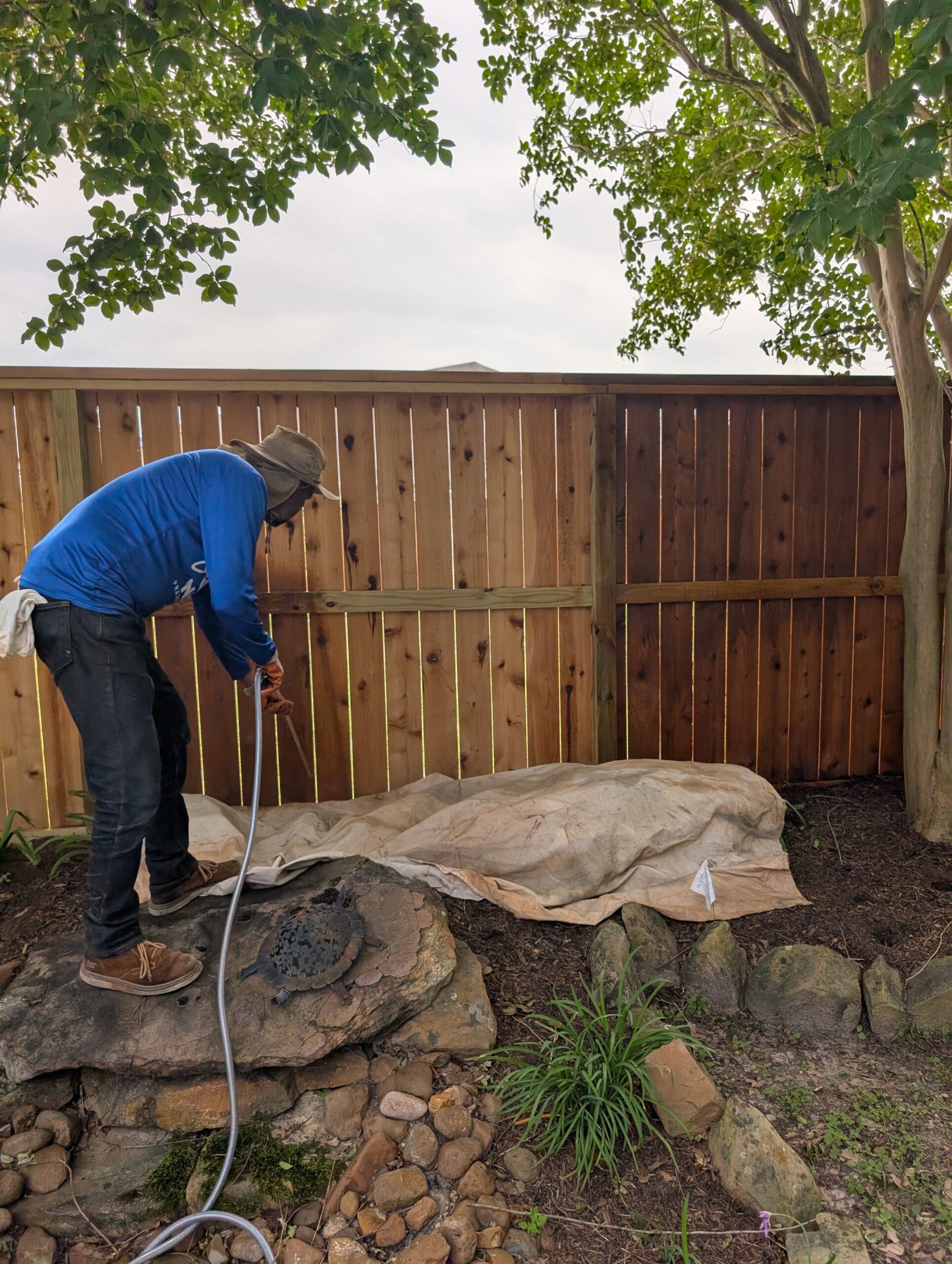 Fence Staining Bellaire TX 12 PXL 20250511 162131810.MP scaled